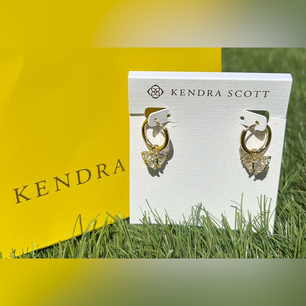 STUNNING Kendra Scott butterfly CRYSTAL earrings. BRAND NEW!!